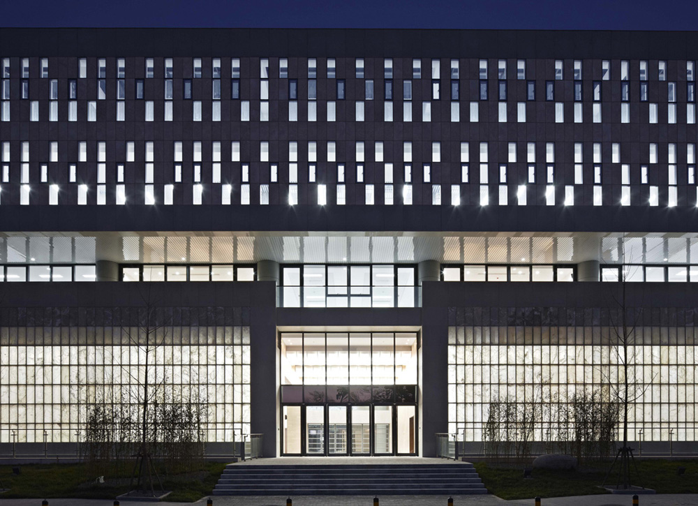 PKU University Of Law / Kokaistudios