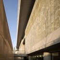 PKU University Of Law / Kokaistudios © Charlie Xia