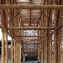 El Camión Restaurant / LLONA + ZAMORA Arquitectos + Fernando Mosquera El Camión Restaurant / LLONA + ZAMORA Arquitectos + Fernando Mosquera © Michelle Llona R