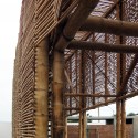 El Camión Restaurant / LLONA + ZAMORA Arquitectos + Fernando Mosquera El Camión Restaurant / LLONA + ZAMORA Arquitectos + Fernando Mosquera © Michelle Llona R
