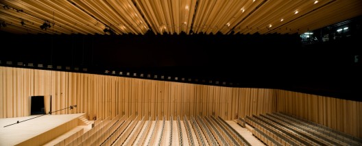 Theatre and Auditorium in Poitiers - JLCG Arquitectos