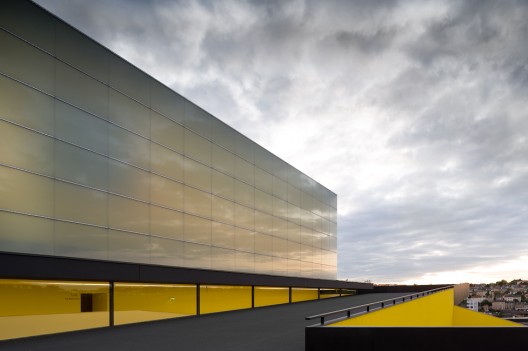 Theatre and Auditorium in Poitiers - JLCG Arquitectos
