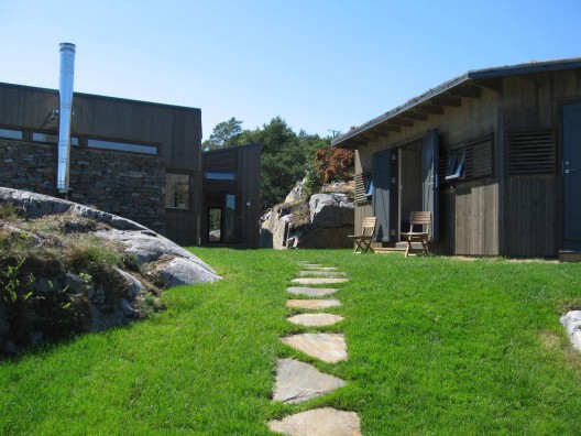 Buholmen Cottage / SKAARA Arkitekter AS