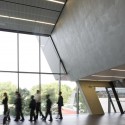 Evelyn Grace Academy / Zaha Hadid Evelyn Grace Academy / Zaha Hadid © Luke Hayes