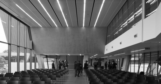 Evelyn Grace Academy / Zaha Hadid