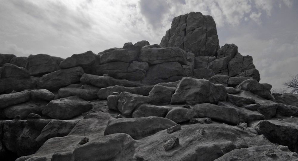 In Progress: The Great Rock / Atelier Peter Kis