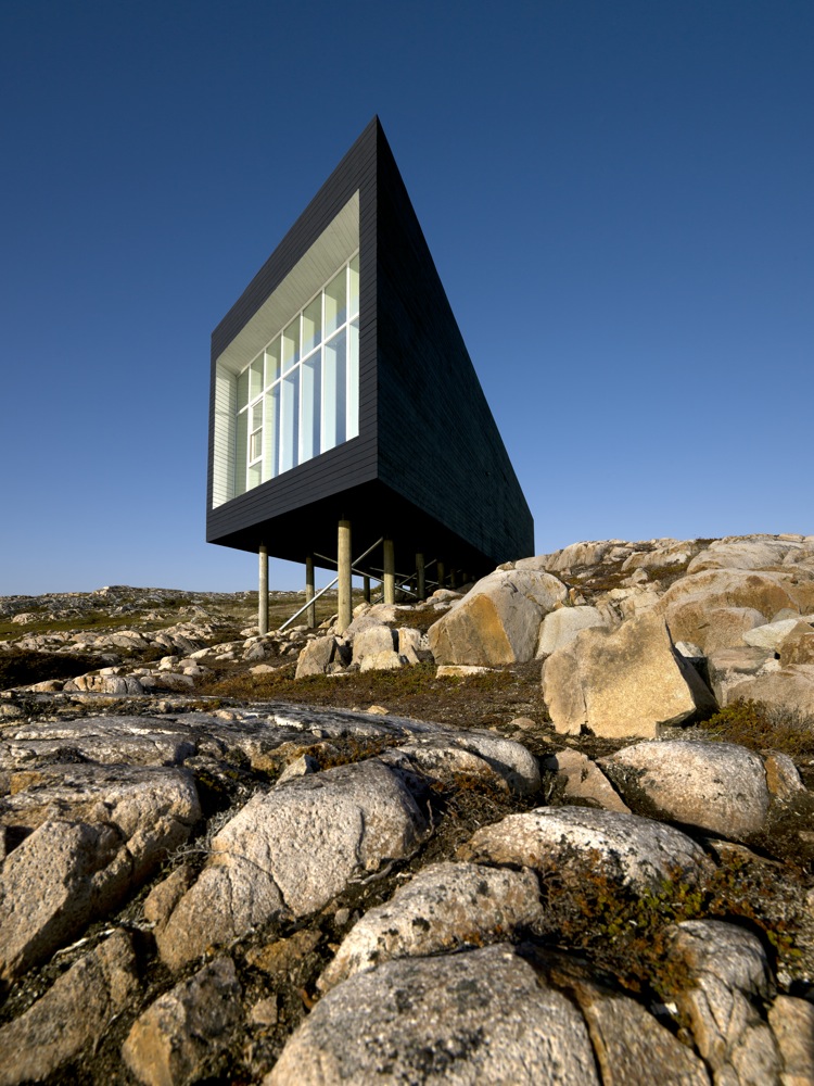 Fogo Island Long Studio / Saunders Architecture