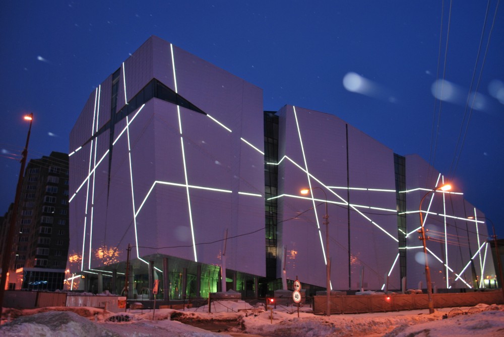 Vershina Trade & Entertainment Centre / Erick van Egeraat