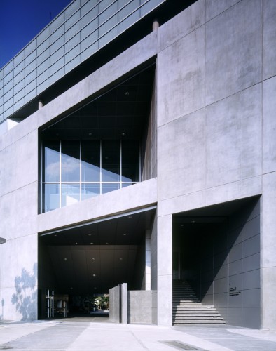 Bangkok University International College and Art Gallery / OFFICE AT Co.