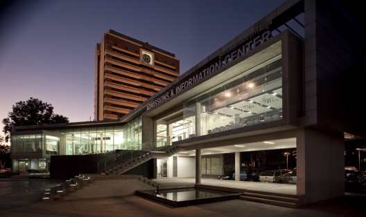 Bangkok University Admission and Information Center / OFFICE AT Co.