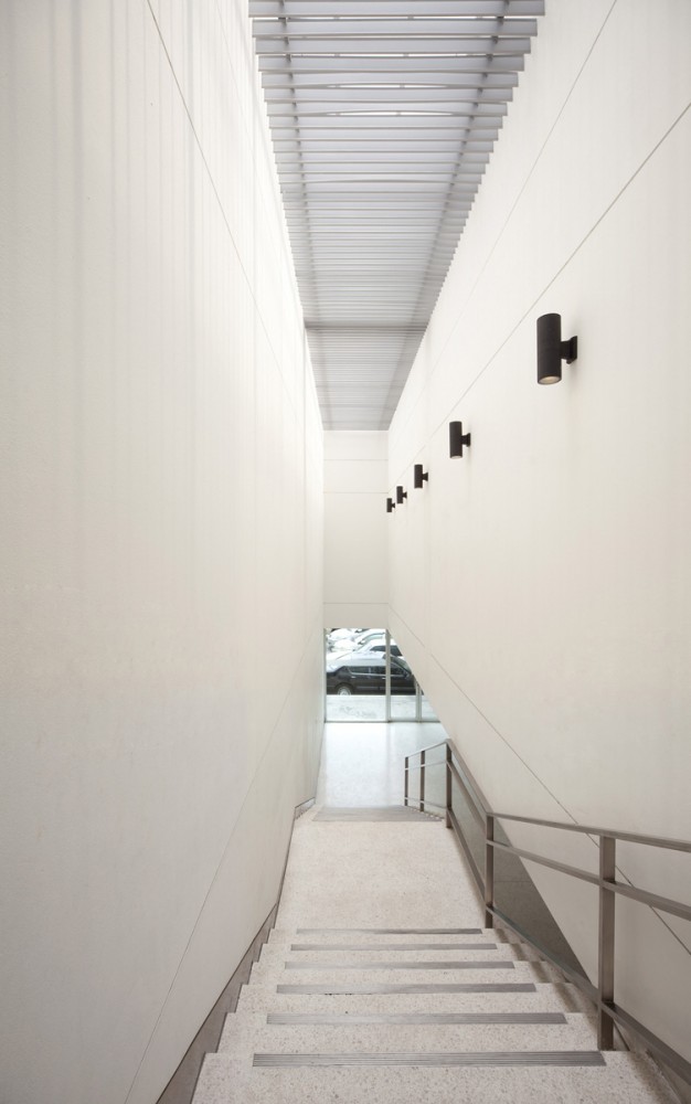 Bangkok University Admission and Information Center / OFFICE AT Co.