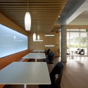 Bangkok University Admission and Information Center / OFFICE AT Co. Bangkok University Admission and Information Center / OFFICE AT Co. © Wison Tungthunya