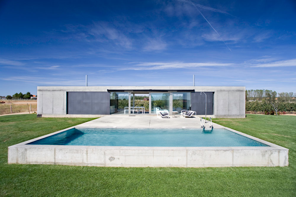Country House In Zamora / Javier de Antón