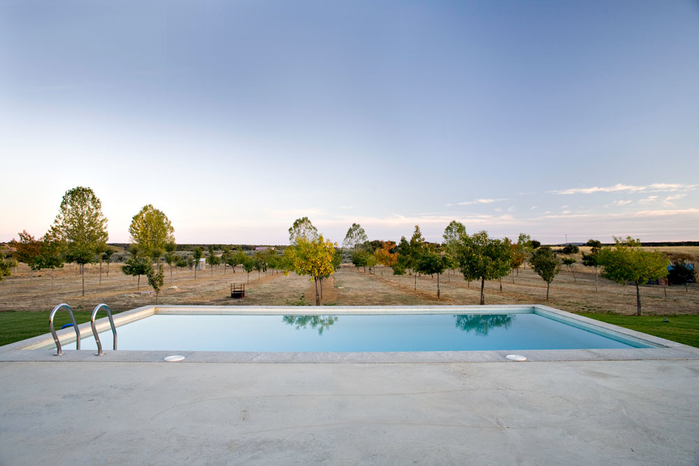 Country House In Zamora / Javier de Antón