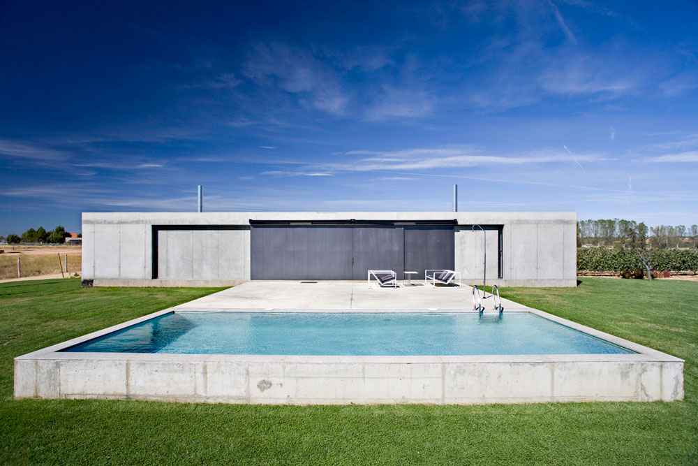 Country House In Zamora / Javier de Antón