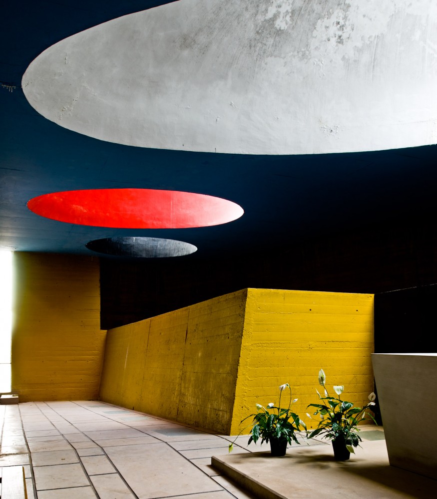 AD Classics: Convent of La Tourette / Le Corbuiser