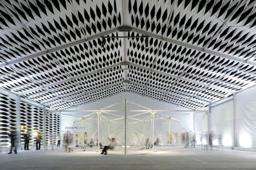 Temporary Structure On Miami Beach / Design Miami/