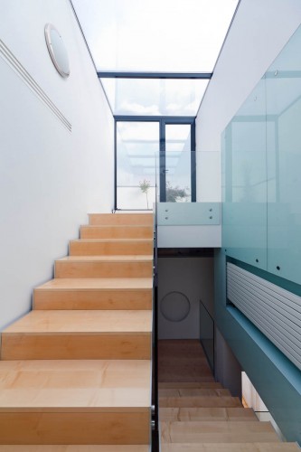 Vultureni House / TECON Architects