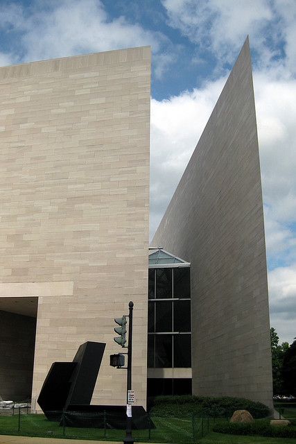 AD Classics: East Building, National Gallery of Art / I.M. Pei