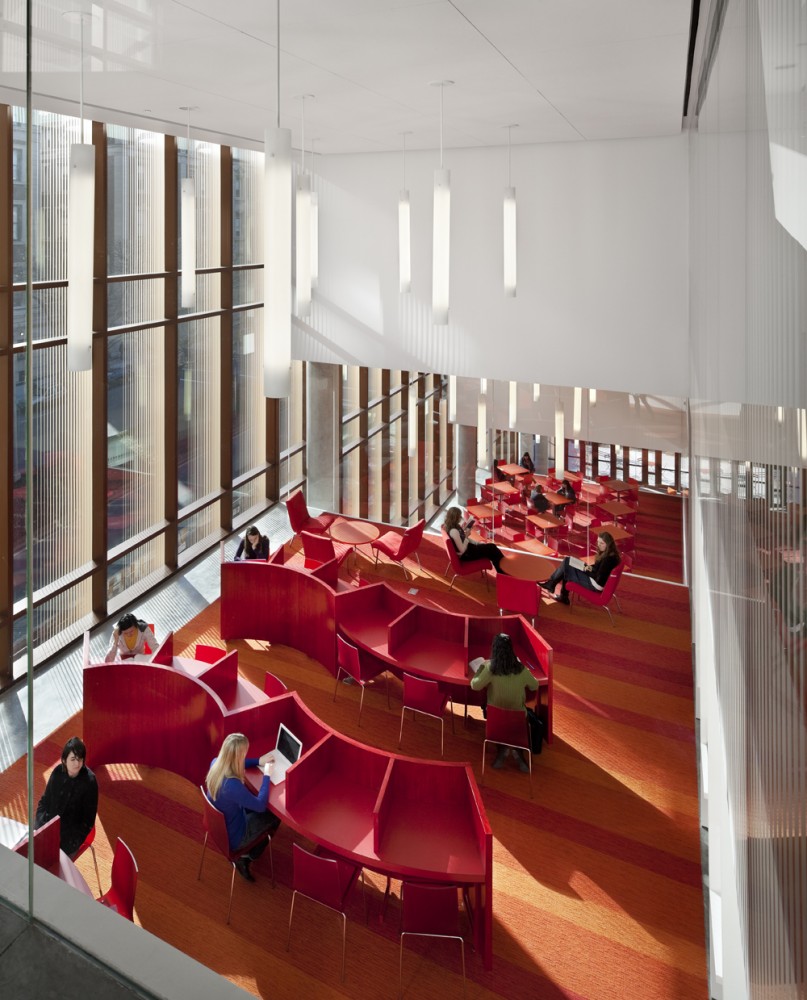 The Diana Center at Barnard College / Weiss Manfredi