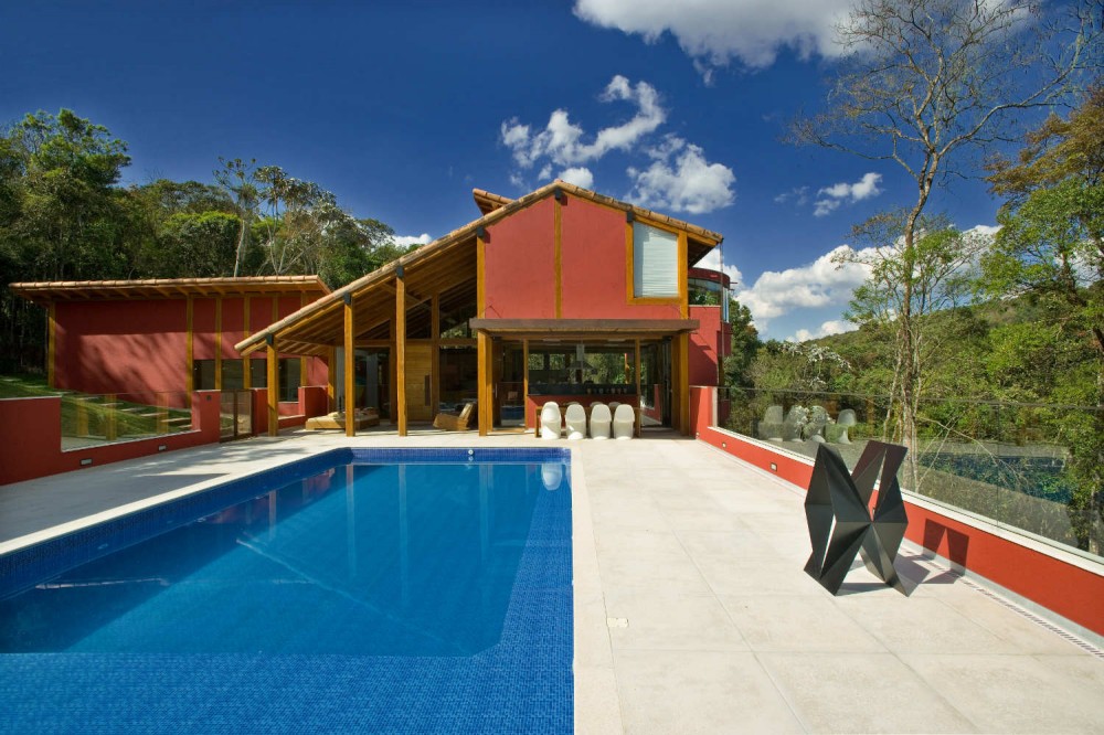 Forest House In Horizonte / David Guerra