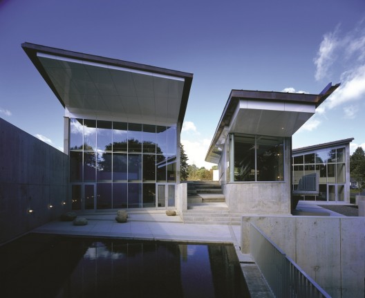 PW.two pavillions and reflecting pool