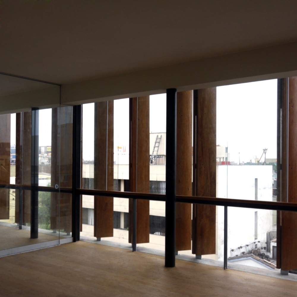 Office Building / Fernando Mosquera and Llona + Zamora Arquitectos