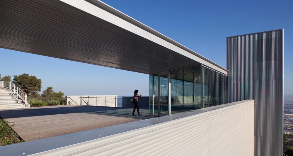 Haifa University Student Center / Chyutin Architects