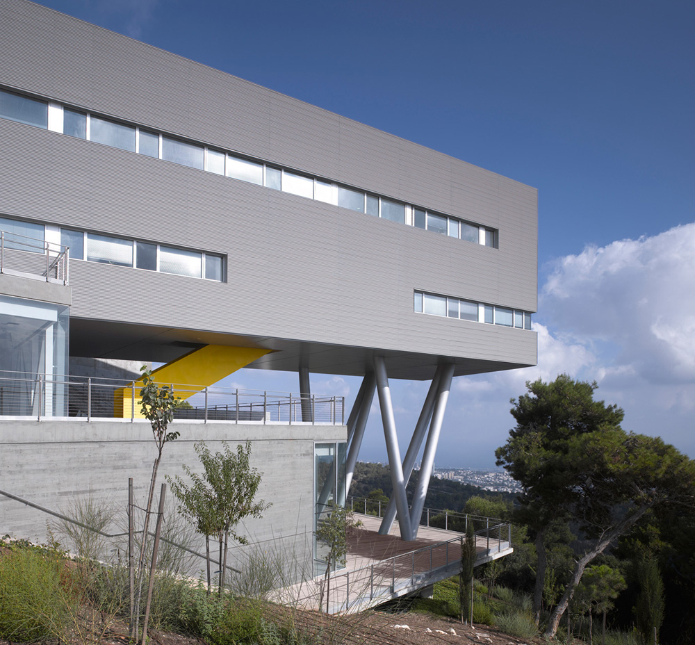 Haifa University Student Center / Chyutin Architects
