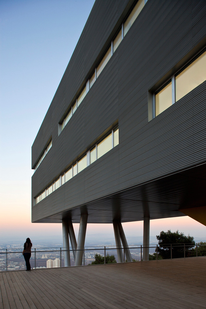 Haifa University Student Center / Chyutin Architects