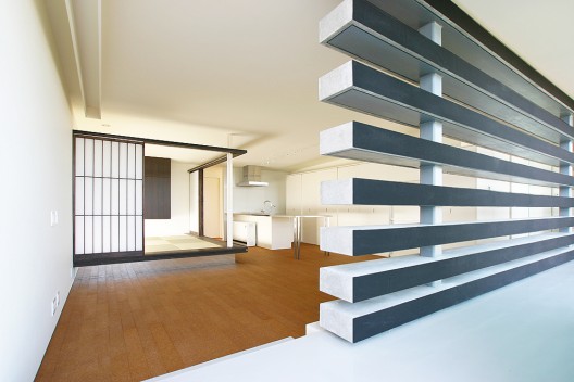House With Concrete Louvers / StudioGreenBlue