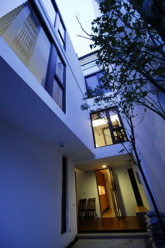 Nian's Residence / Chen Tien Chu