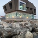 KCN Office / Atelier Cosmas Gozali KCN Office / Atelier Cosmas Gozali © Fernando Gomulya