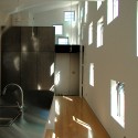 House of Sunlight Through Trees / StudioGreenBlue © StudioGreenBlue