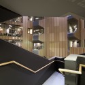 Hedley Bull Centre / Lyons © Lyons