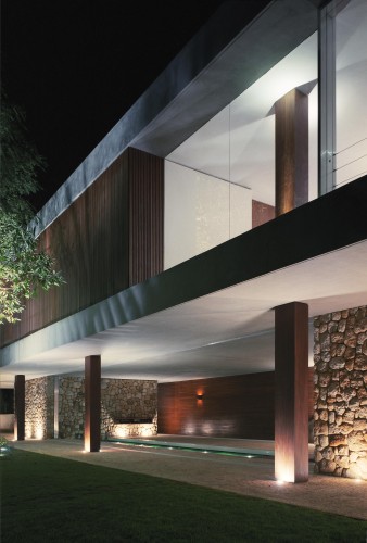 BR House / Marcio Kogan