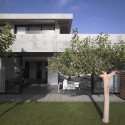 Hezelia Home / Pitzo Kedem Architects, Tanju Qzelgin © Amit Geron