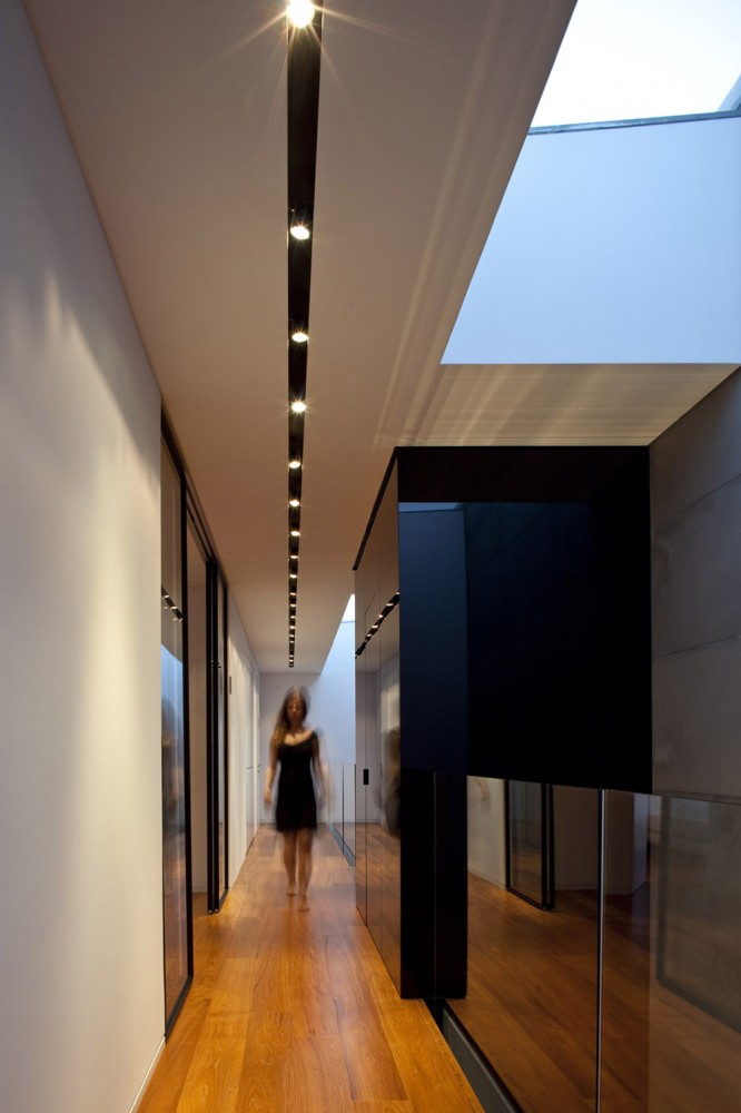 Hezelia Home / Pitzo Kedem Architects + Tanju Qzelgin