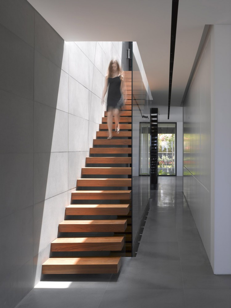 Hezelia Home / Pitzo Kedem Architects + Tanju Qzelgin
