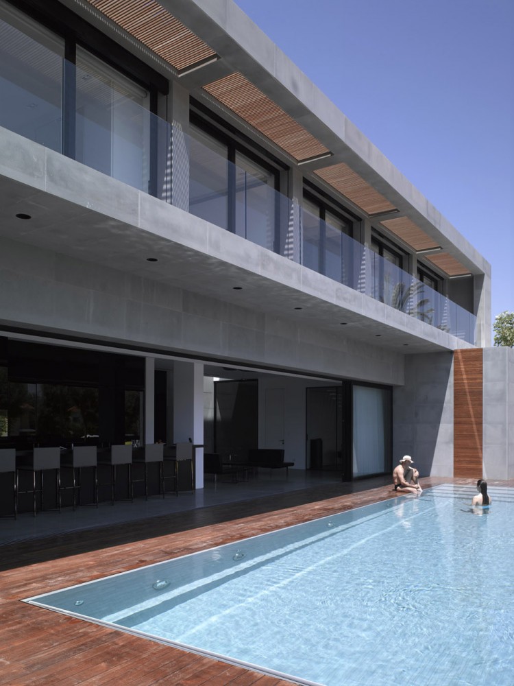 Hezelia Home / Pitzo Kedem Architects + Tanju Qzelgin