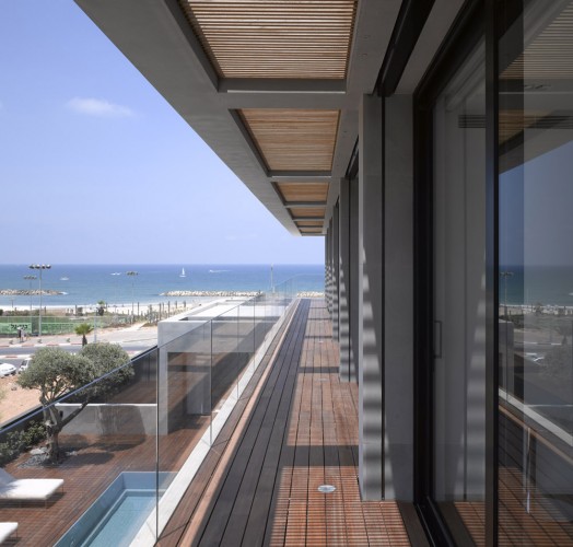 Hezelia Home / Pitzo Kedem Architects, Tanju Qzelgin