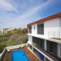 Petros & Andri Residence / VARDAstudio Petros & Andri Residence / VARDAstudio © Christos Papantoniou