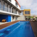 Petros & Andri Residence / VARDAstudio Petros & Andri Residence / VARDAstudio © Christos Papantoniou