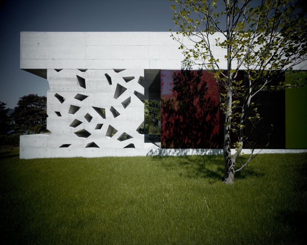 Erlenbach Cemetery Building / AFGH