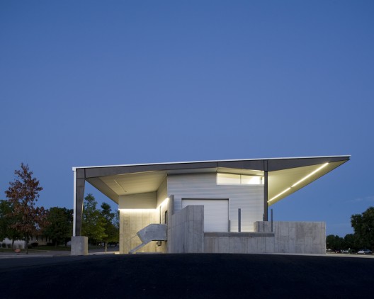 Cox Communications Distribution Center / el dorado