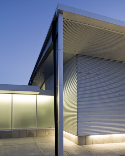 Cox Communications Distribution Center / el dorado