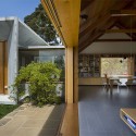 Trial Bay House / James Jones Trial Bay House / James Jones © Ray Joyce