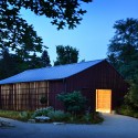 Yew Dell Gardens Visitor Center / De Leon & Primmer Architecture Workshop