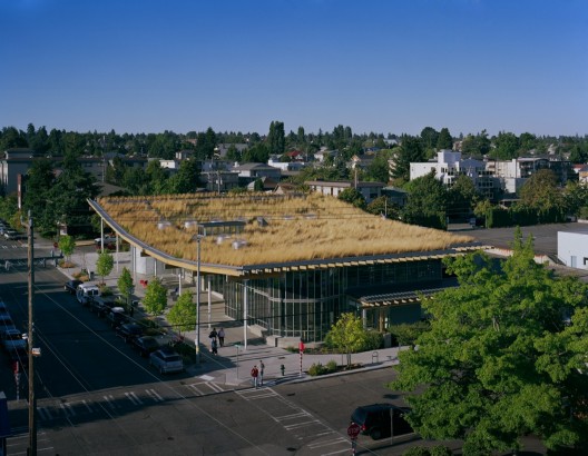 Ballard Library and Neighborhood Service Center / Bohlin Cywinski Jackson