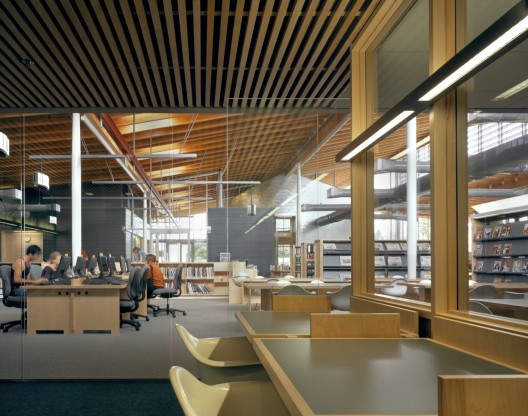Ballard Library and Neighborhood Service Center / Bohlin Cywinski Jackson